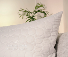 Load image into Gallery viewer, Capitone Pillow Protector