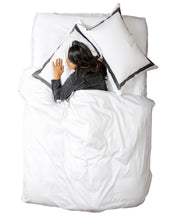 Load image into Gallery viewer, Wide Colored Bordered Pillowcase 500TC