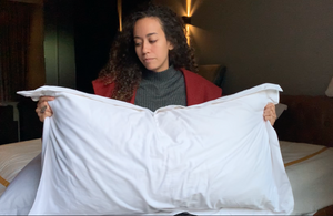 Luxury Hotel Pillow (Poly-Down) King Size 50x90cm