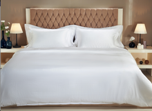 Load image into Gallery viewer, CLASSIC | White Duvet Cover 500TC